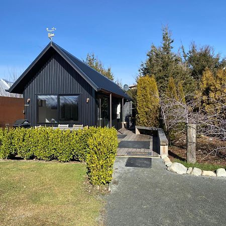 Black Beech House With Stunning Outdoor Bath 特卡波湖 外观 照片