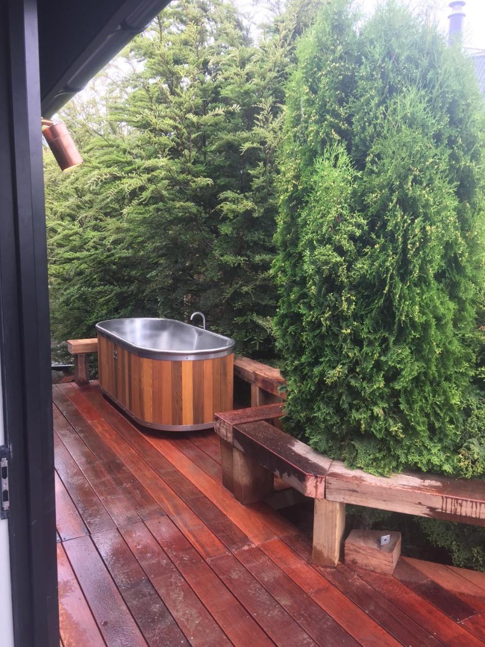 Black Beech House With Stunning Outdoor Bath 特卡波湖 外观 照片