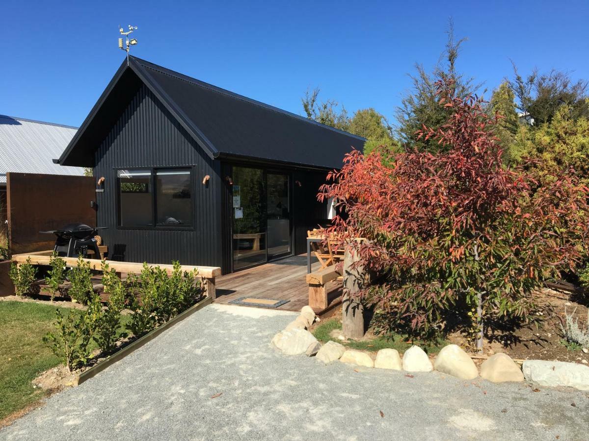 Black Beech House With Stunning Outdoor Bath 特卡波湖 外观 照片